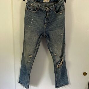 Free People distressed jeans. Raw hem. Size 29.
